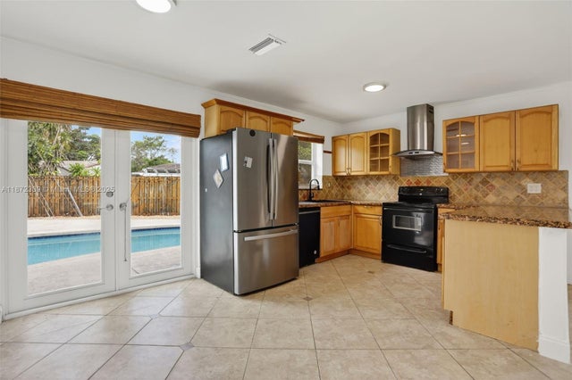 3 of 30 - 2681 Nw 63rd Ave, Margate, FL