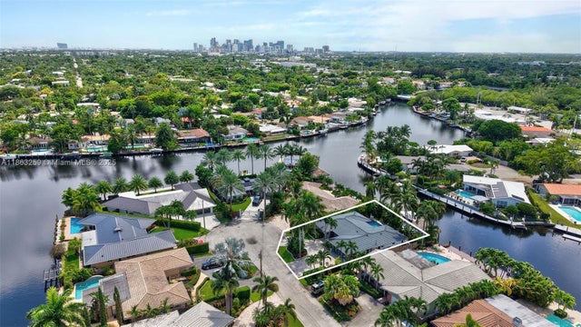 3 of 95 - 2131 Ne 15th Ter, Wilton Manors, FL