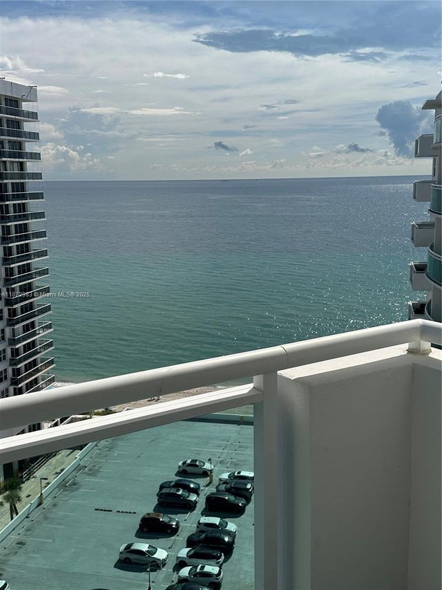 2 of 14 - 3001 S Ocean Dr 1549, Hollywood, FL