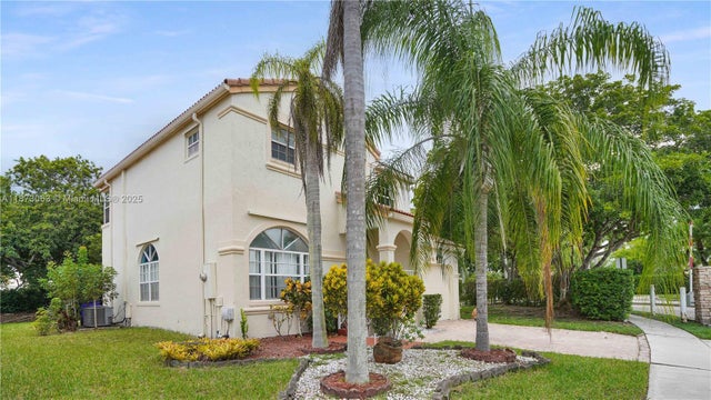 4 of 48 - 1498 Nw 153rd Ln, Pembroke Pines, FL