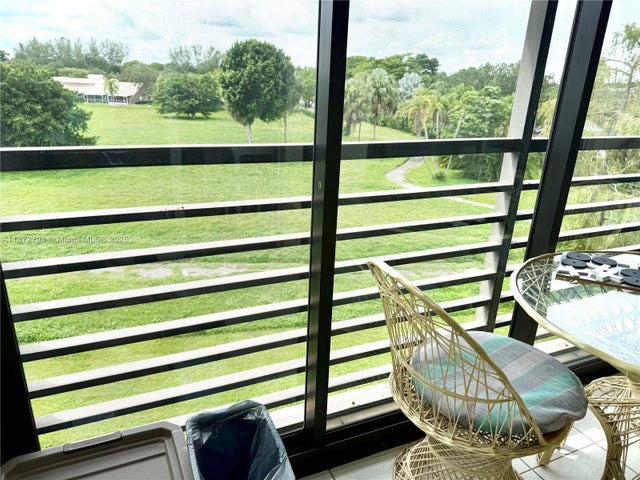 1 of 36 - 3231 Holiday Springs Blvd 403, Margate, FL