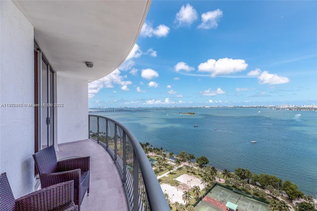 1 of 27 - 1750 N Bayshore Dr 2402, Miami, FL