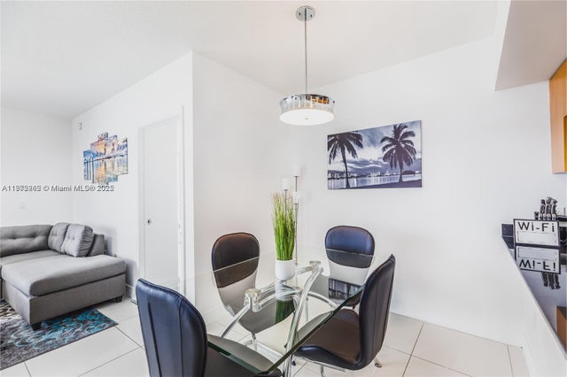 5 of 27 - 1750 N Bayshore Dr 2402, Miami, FL