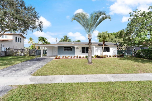 1 of 18 - 4331 Nw 9th Ct, Coconut Creek, FL