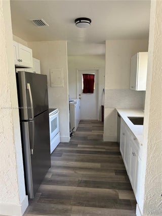 Photo of Listing #A11873134