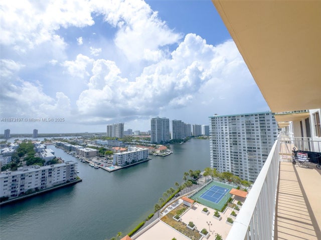 3 of 39 - 290 174th St 1902, Sunny Isles Beach, FL