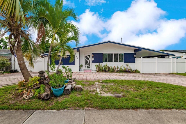 1 of 61 - 21140 Ne 26th Ave, Miami, FL