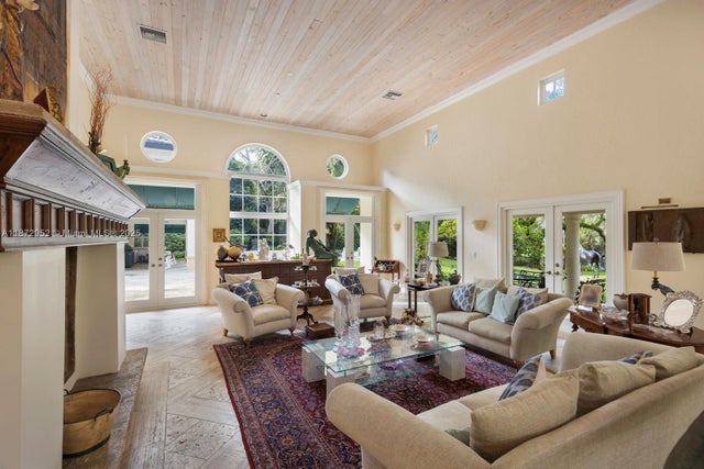 5 of 32 - 10100 Lakeside Dr, Coral Gables, FL