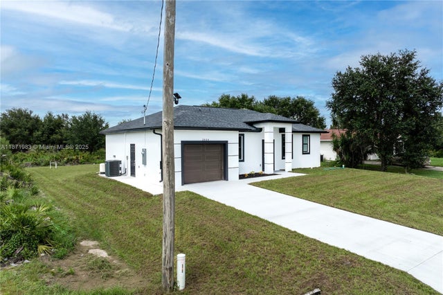 4 of 35 - 2804 73rd St W, Lehigh Acres, FL