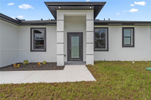 5 of 35 - 2804 73rd St W, Lehigh Acres, FL