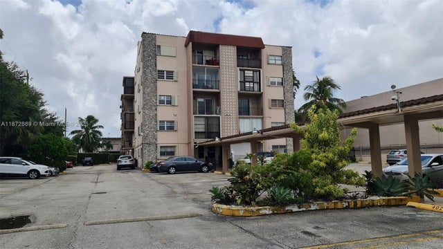 1 of 31 - 3640 Nw 9th St 105, Miami, FL