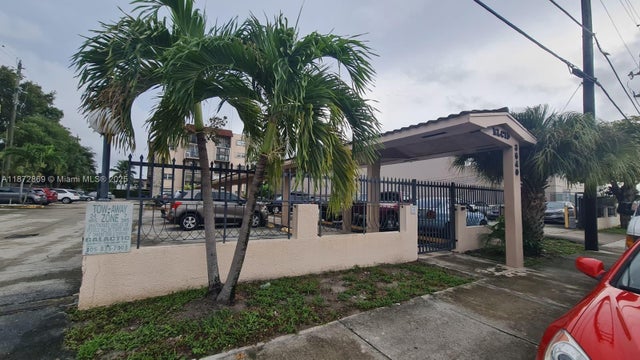 3 of 31 - 3640 Nw 9th St 105, Miami, FL