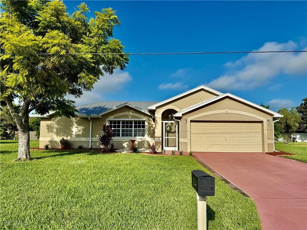 210 Plainfield St, Lehigh Acres