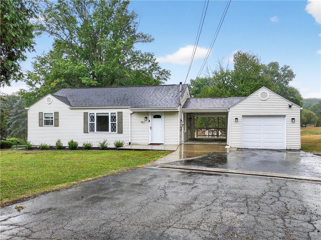 951 Shenango Road, Chippewa