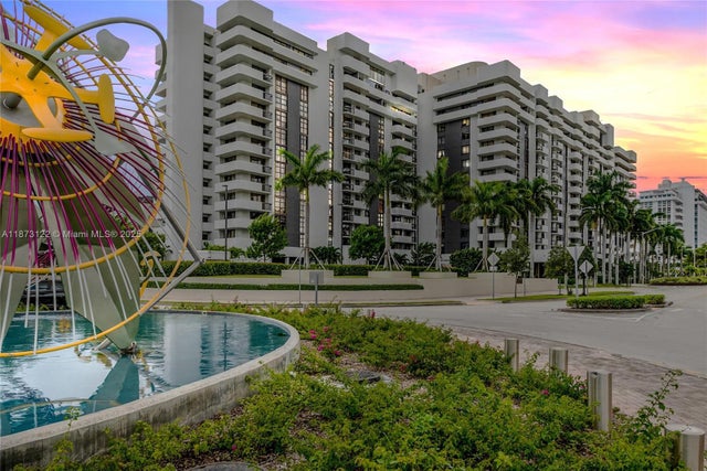 3 of 27 - 600 Biltmore Way 1205, Coral Gables, FL