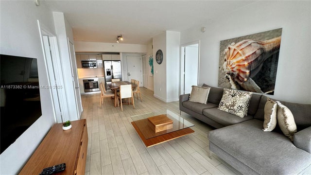 4 of 24 - 2600 E Hallandale Beach Blvd T3205, Hallandale Beach, FL