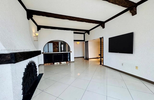 4 of 63 - 18071 Biscayne Blvd Ph03 & Ph04, Aventura, FL