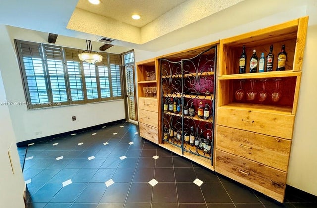 5 of 63 - 18071 Biscayne Blvd Ph03 & Ph04, Aventura, FL