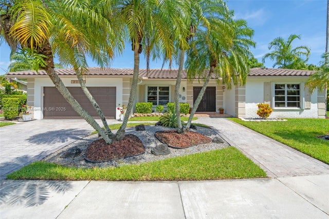1 of 43 - 16561 Royal Poinciana Dr, Weston, FL