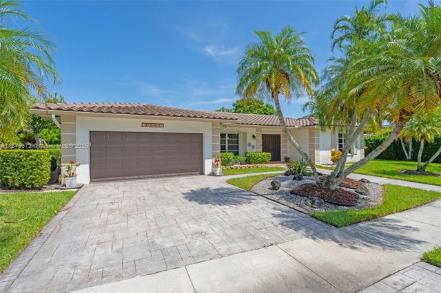 2 of 43 - 16561 Royal Poinciana Dr, Weston, FL