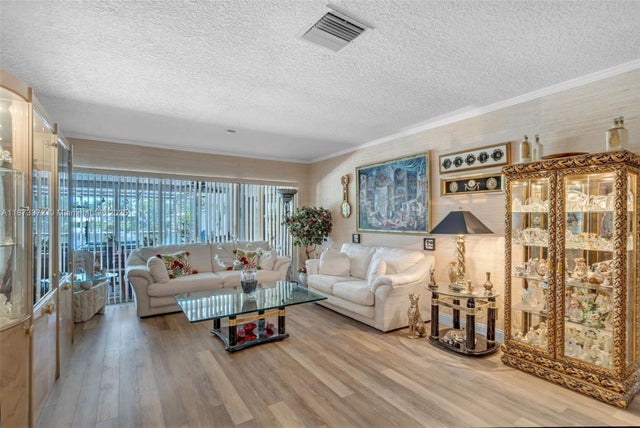 4 of 43 - 16561 Royal Poinciana Dr, Weston, FL