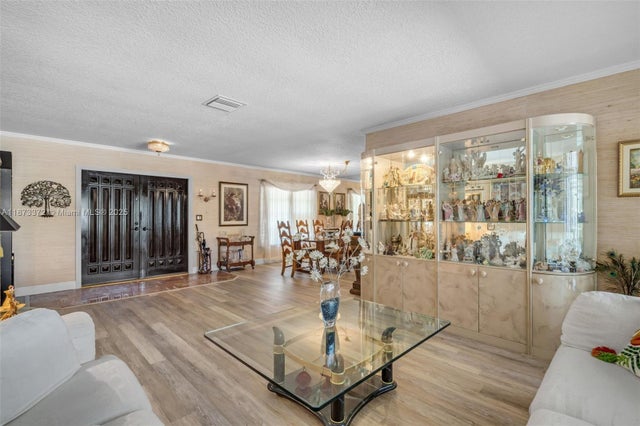 5 of 43 - 16561 Royal Poinciana Dr, Weston, FL