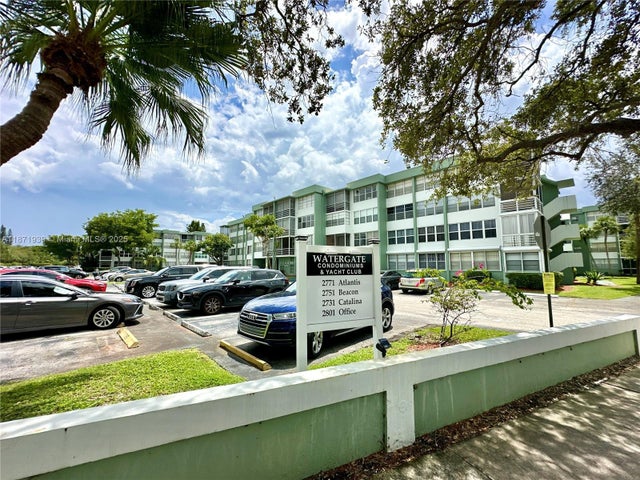 2 of 46 - 2771 Taft St 302, Hollywood, FL
