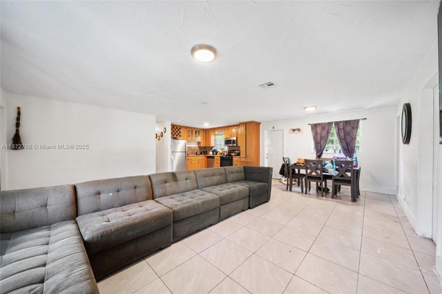 3 of 31 - 10440 Sw 178th St, Miami, FL