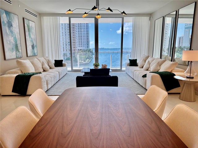 3 of 64 - 300 Biscayne Blvd Way 503c, Miami, FL
