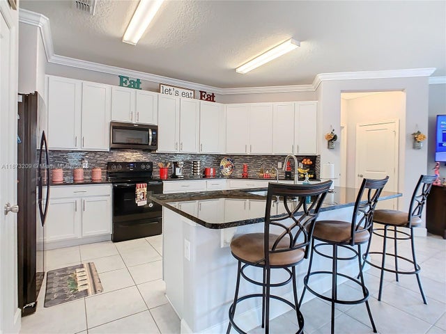 4 of 29 - 9158 Elsa Ct, Other, FL