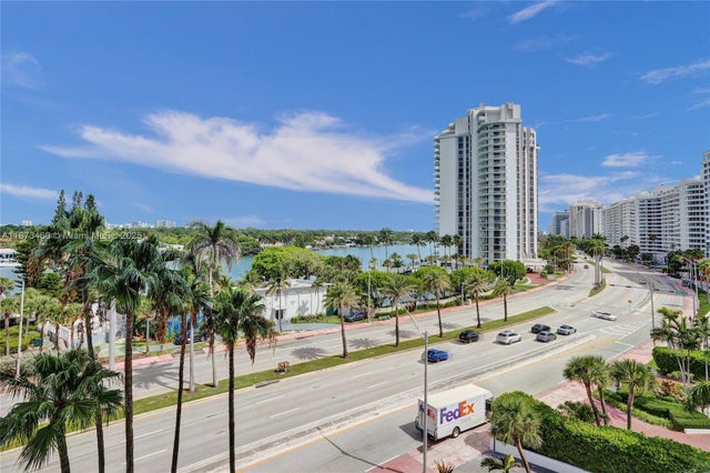 3 of 25 - 5401 Collins Ave 424, Miami Beach, FL