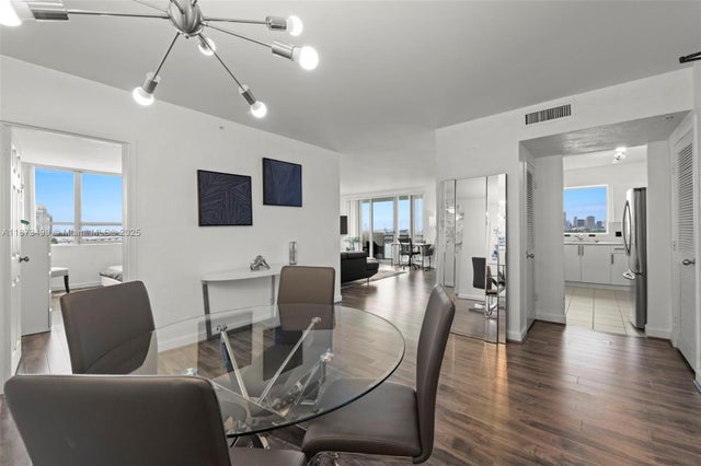 4 of 42 - 1500 Bay Rd 1438s, Miami Beach, FL