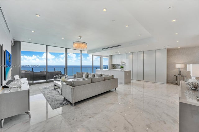 4 of 25 - 15701 Collins Ave 902, Sunny Isles Beach, FL