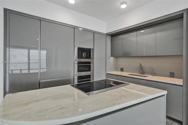 4 of 34 - 18975 Collins Ave 2903, Sunny Isles Beach, FL