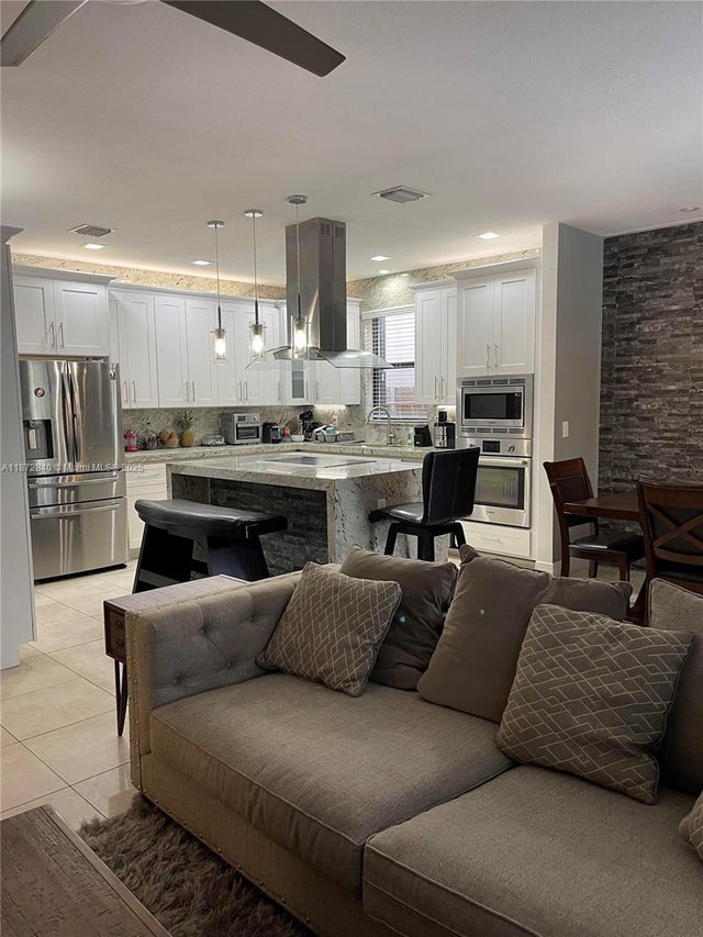 4 of 22 - 11516 Sw 234th St, Homestead, FL
