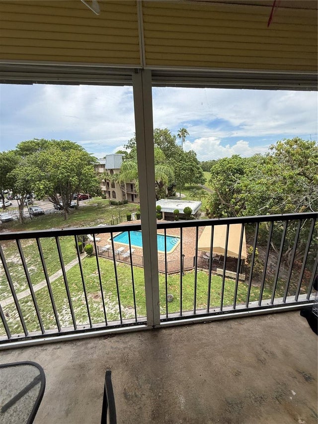 2 of 19 - 5961 N Falls Cir Dr 408, Lauderhill, FL