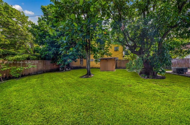 2 of 30 - 287 Nw 31st St, Miami, FL