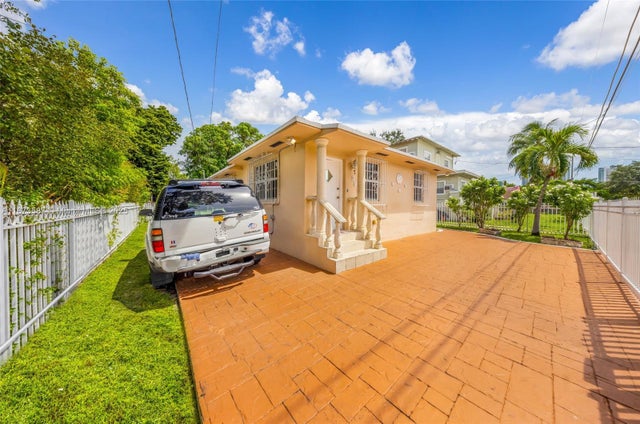 3 of 30 - 287 Nw 31st St, Miami, FL