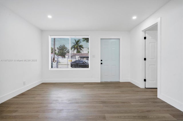 4 of 31 - 8521 Nw 15th Ave, Miami, FL
