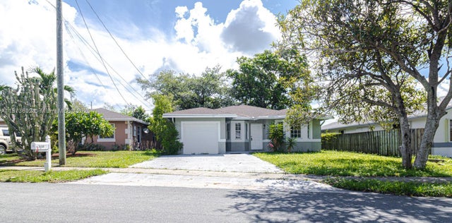 2 of 29 - 116 Nw 6th Ave, Dania Beach, FL