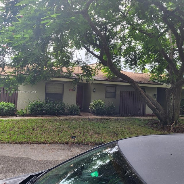 2 of 22 - 33 Meadows Dr, Boynton Beach, FL