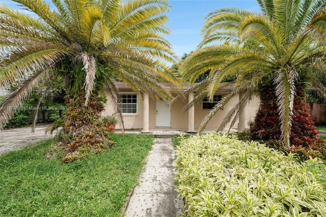 3 of 30 - 4215 Nw 197th St, Miami Gardens, FL