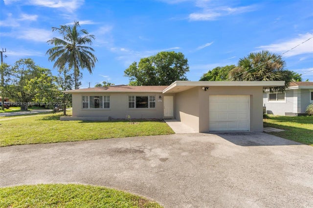 2 of 45 - 4200 Nw 2nd St, Plantation, FL