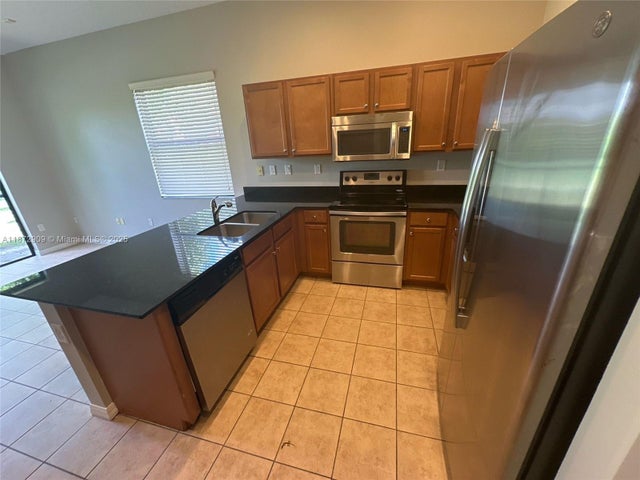 3 of 5 - 9077 Sw 34th Ct, Hollywood, FL