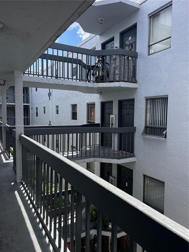 1 of 15 - 1850 N Congress Ave 309, West Palm Beach, FL
