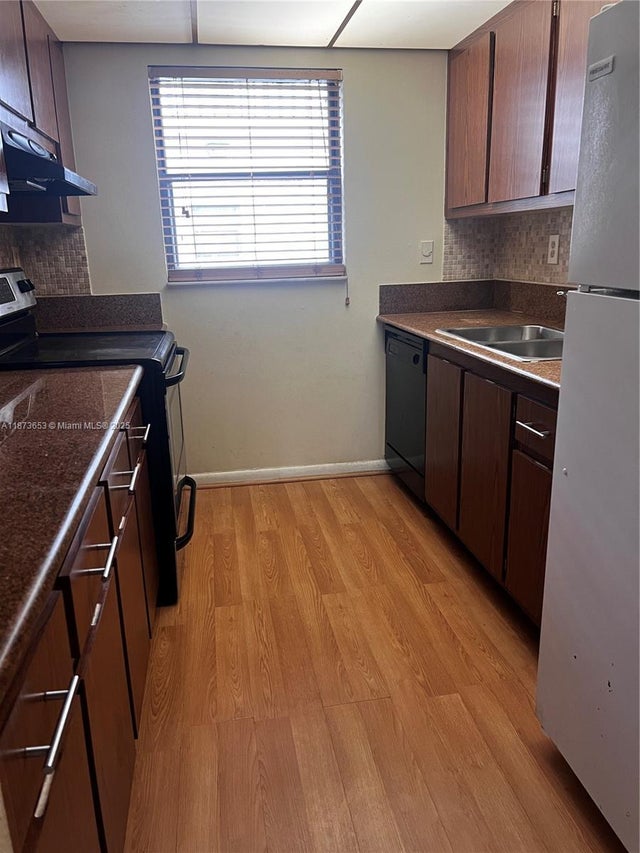 4 of 15 - 1850 N Congress Ave 309, West Palm Beach, FL