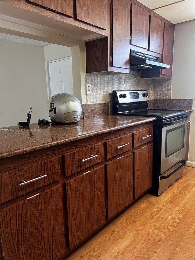 5 of 15 - 1850 N Congress Ave 309, West Palm Beach, FL