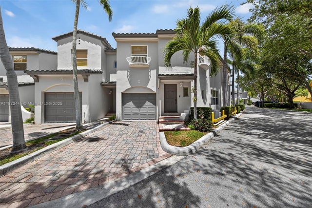 1 of 49 - 1900 Oceanwalk Ln 109, Lauderdale By The Sea, FL