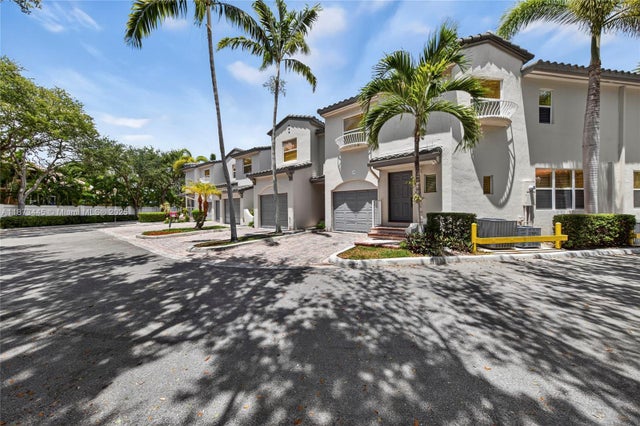 2 of 49 - 1900 Oceanwalk Ln 109, Lauderdale By The Sea, FL