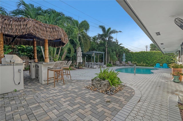 4 of 26 - 2210 Ne 62nd St, Fort Lauderdale, FL